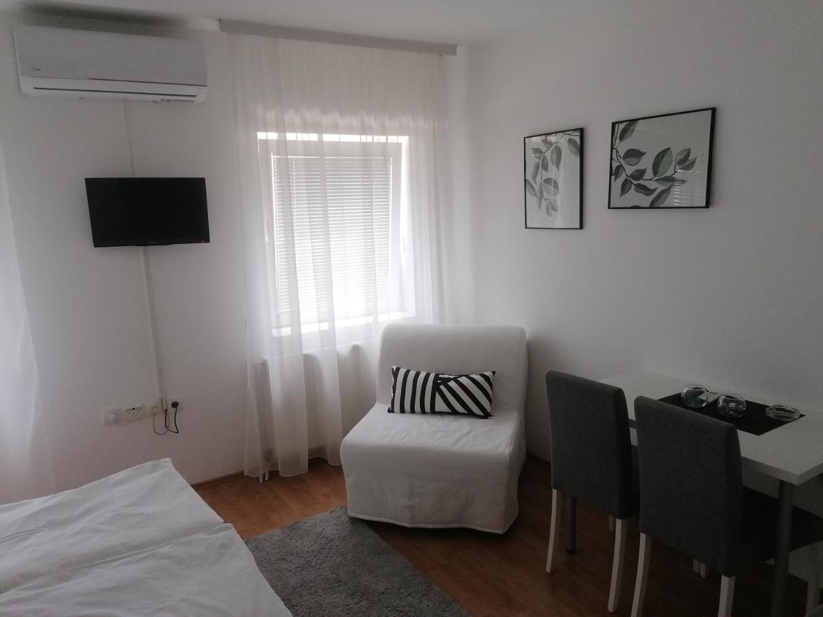 Veliki Park Villa ชาบาซ ภายนอก รูปภาพ